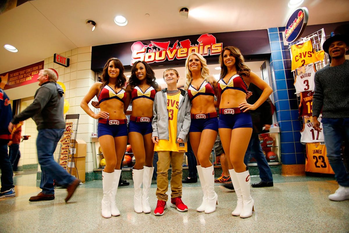 lebron-james-X158885_TK1_064.jpg
